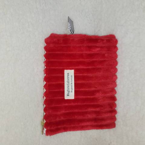 Pochette plate rouge