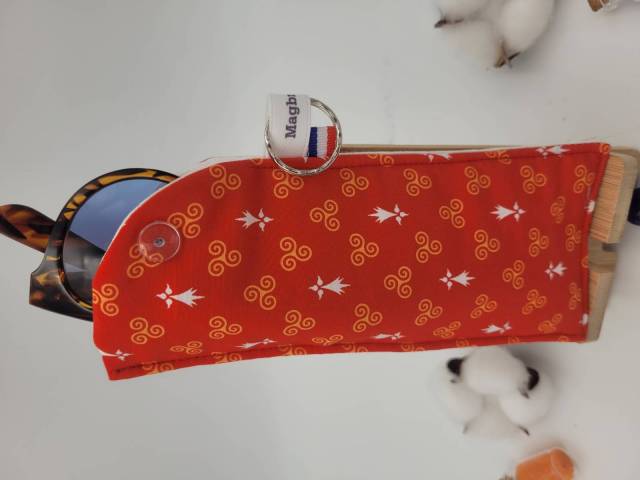 Etui � lunettes BZH rouge